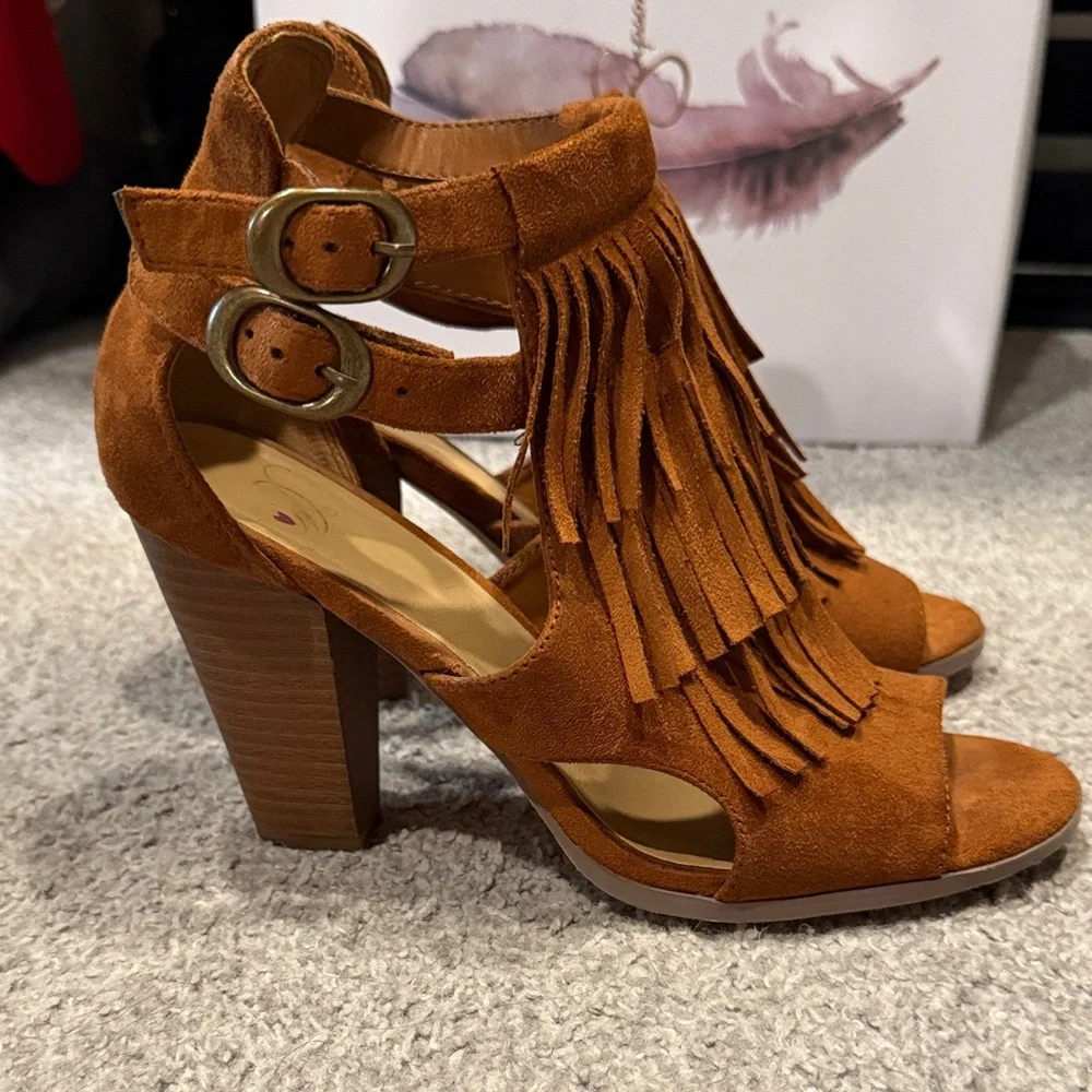 Brown Fringe Heeled Sandals 7.5 - Picture 5 of 10